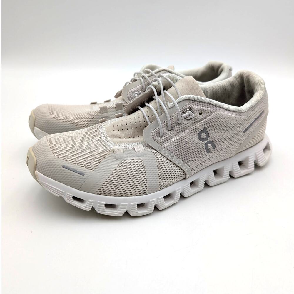 On Cloud 5 Waterproof Running Shoes Sneakers Women's Pearl/White Size US8.5 EU40